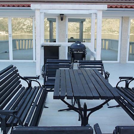 Penthouse Stoliv New Spa-Pool Villa Is Located 5M From The Sea, Exclusive Terrace,Private Jetty Wih Sunbeds, Pebble Beach, Secluded Location Total Area 375M2 At Your Disposal Kotor Eksteriør bilde